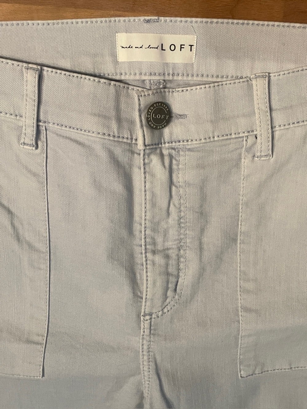LOFT Skinny Crop Utility Pocket Jeans Size 8 Light Blue Denim Raw Hem - Picture 7 of 16
